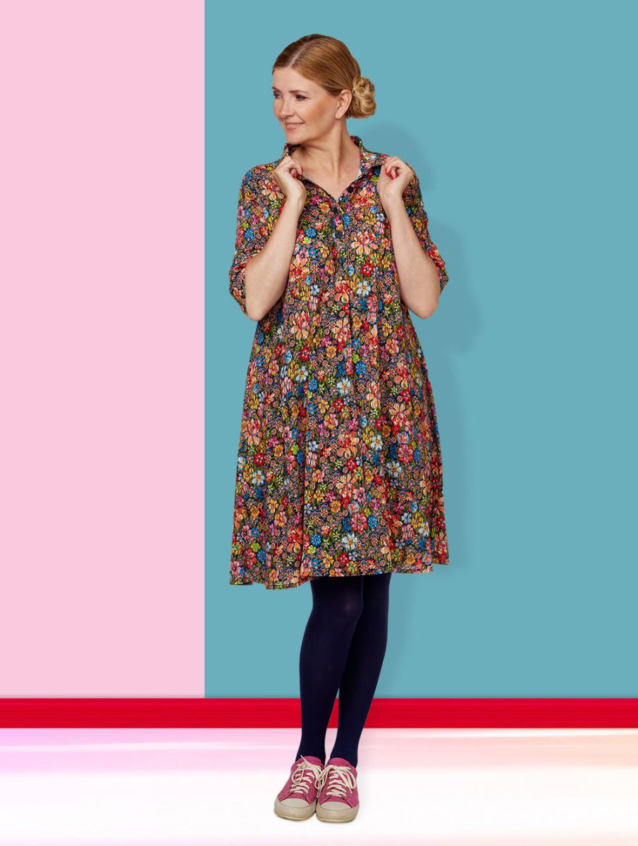 Forever into Flowers etLavender (Januar) og Black Basic etFlora