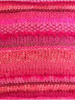 Strikkeopskrift Mettes Delight Poncho