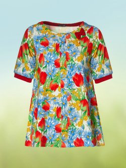 etLili Goes Tulip Picking